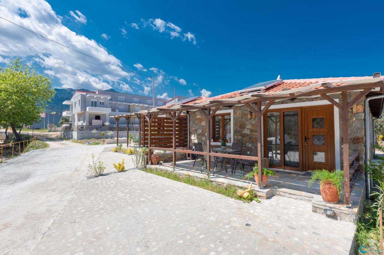 Eleni'S Stone House Villa Skala Potamia Exterior foto