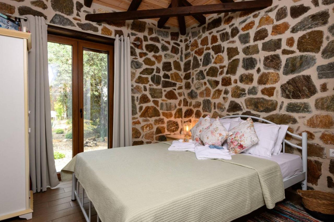Eleni'S Stone House Villa Skala Potamia Exterior foto