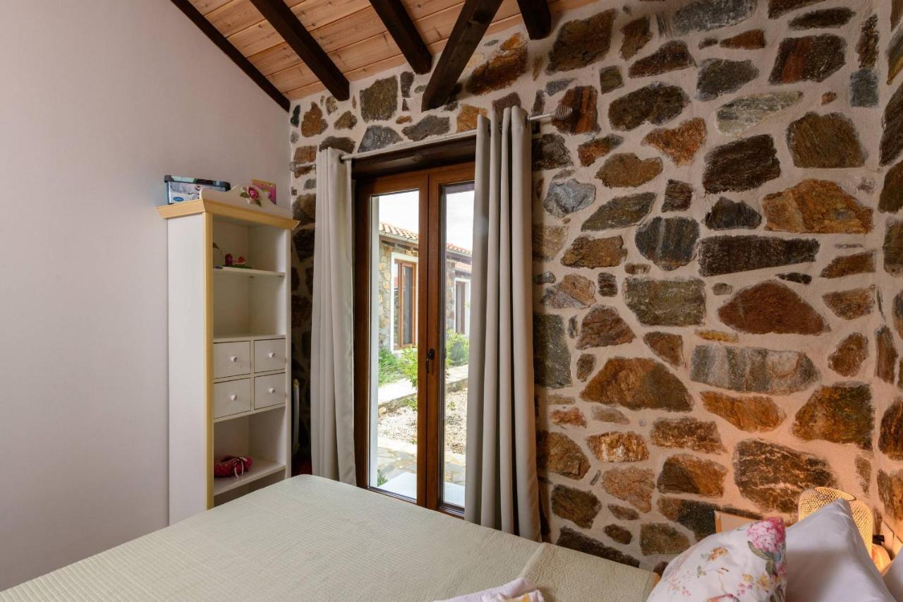 Eleni'S Stone House Villa Skala Potamia Exterior foto